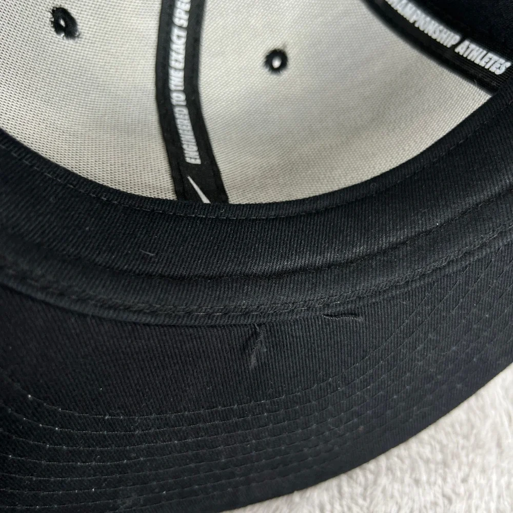 Nike Canada Basketball Snapback Hat Black Maple Leaf Team Canada Hoops Cap